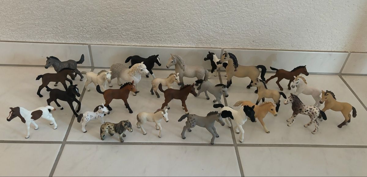 Schleich Figurines: Grosse Schleich Pferde Sammlung – D'occasion à Uetikon am See par Winnieclaudia