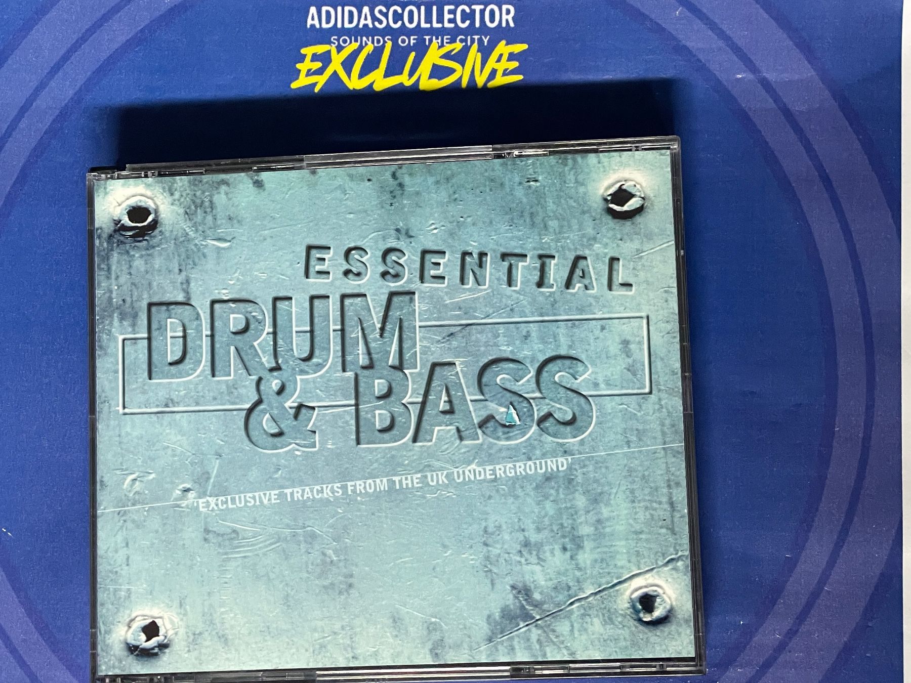 CDs: Essential Drum & Bass – Gebraucht aus Muri b. Bern von AdidasCollector
