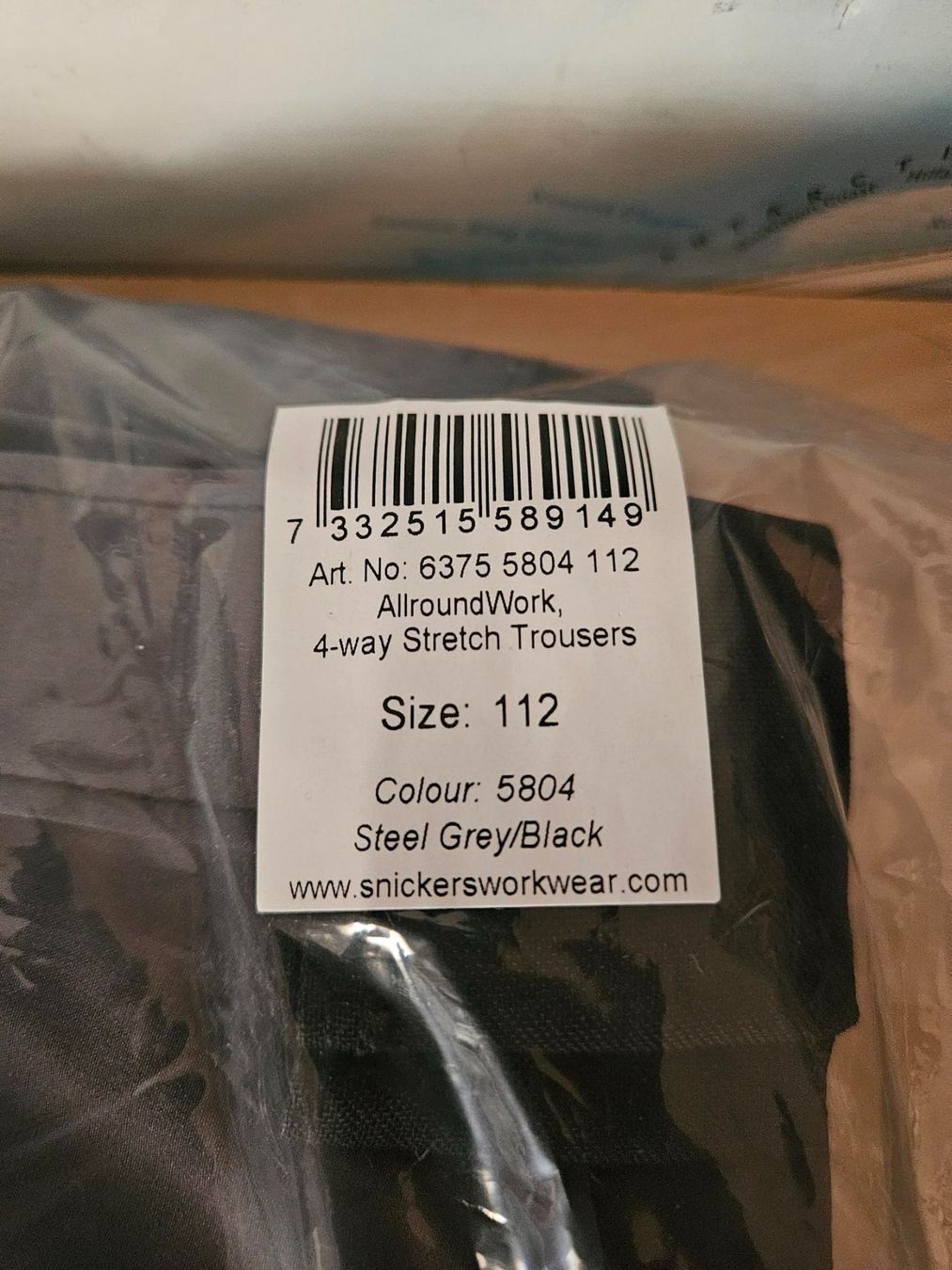 Snickers Pantalons: Snickers 6375 AllroundWork 4-Wege-Stretchhose, grau/schwarz – Neuf avec emballage d'origine à Gommiswald par Bullhead 6
