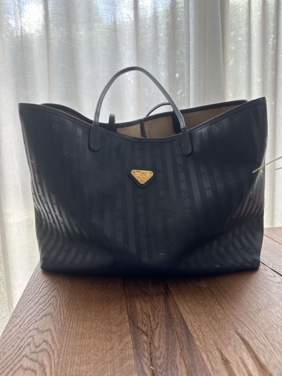 Maison Mollerus Taschen: Maison Mollerus Shopper space blau/gold – Gebraucht aus Nänikon von Jaassiipoollii