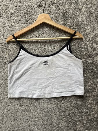 Crop top Adidas, blanc et noir en bon état