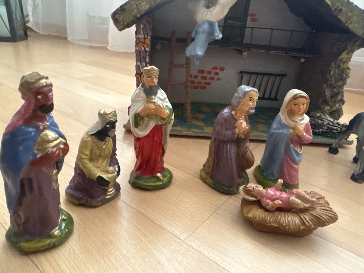 Statuette: Weihnachtskrippe mit Figuren, Handarbeit, Vintage! 49 – Usato da Abtwil SG venduto da ale2002 1
