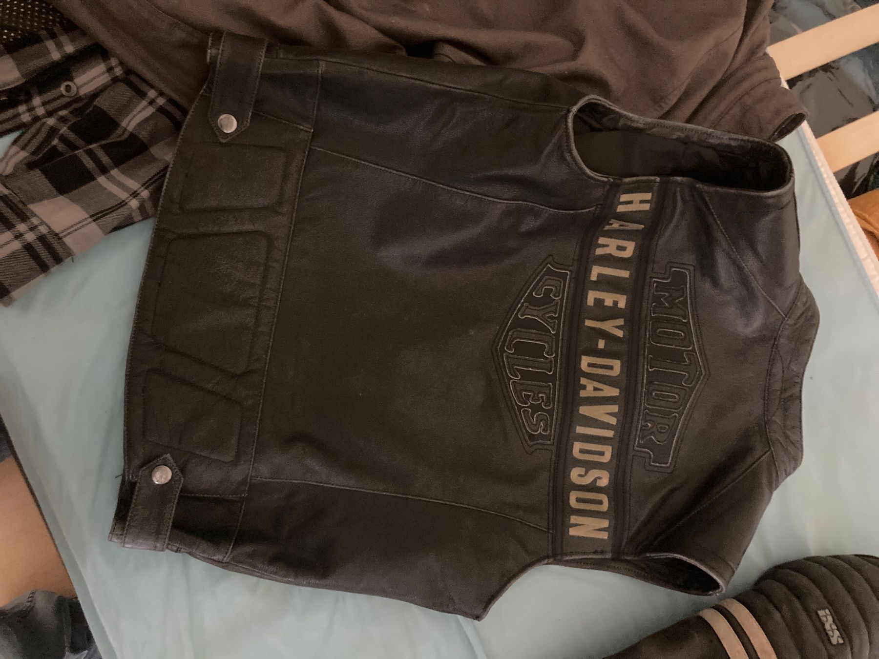Harley-Davidson Gilet & Giacche: Harley Davidson Lederweste, Top Zustand, Grösse M – Usato da curaglia venduto da 74d_wr6k 1