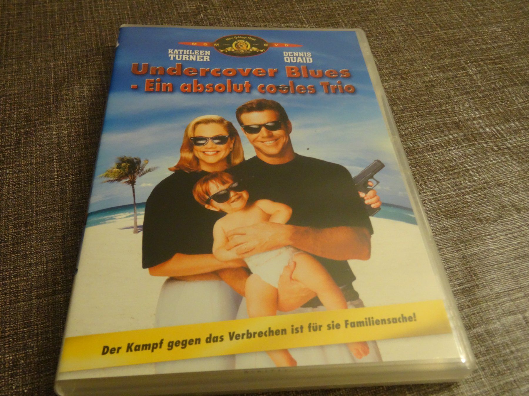 Tutti i DVDs: DVD Undercover Blues ein absolut cooles Trio – Usato da Olten venduto da Disc-Verkauf