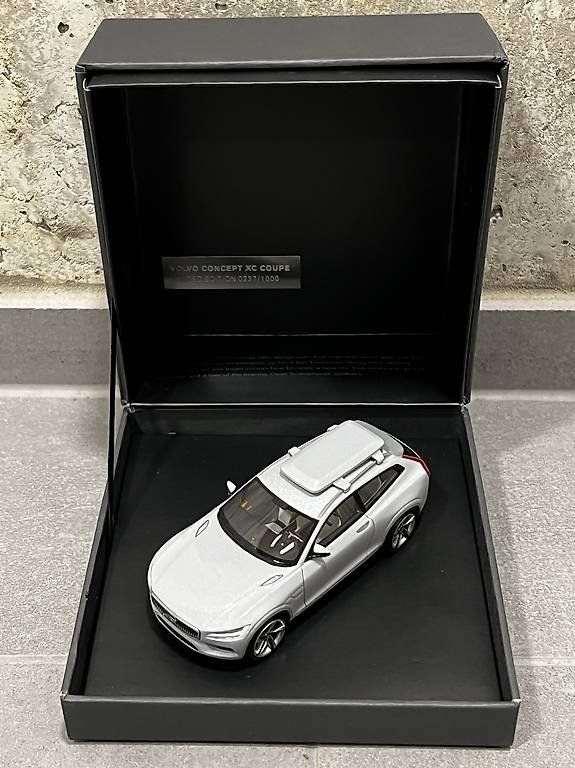 Volvo Modellautos: Volvo Concept XC Coupè – Neu und originalverpackt aus Flawil von Imperiosud