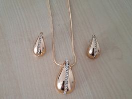 Schmuckset  (1Kette  mit Ohrhänger)