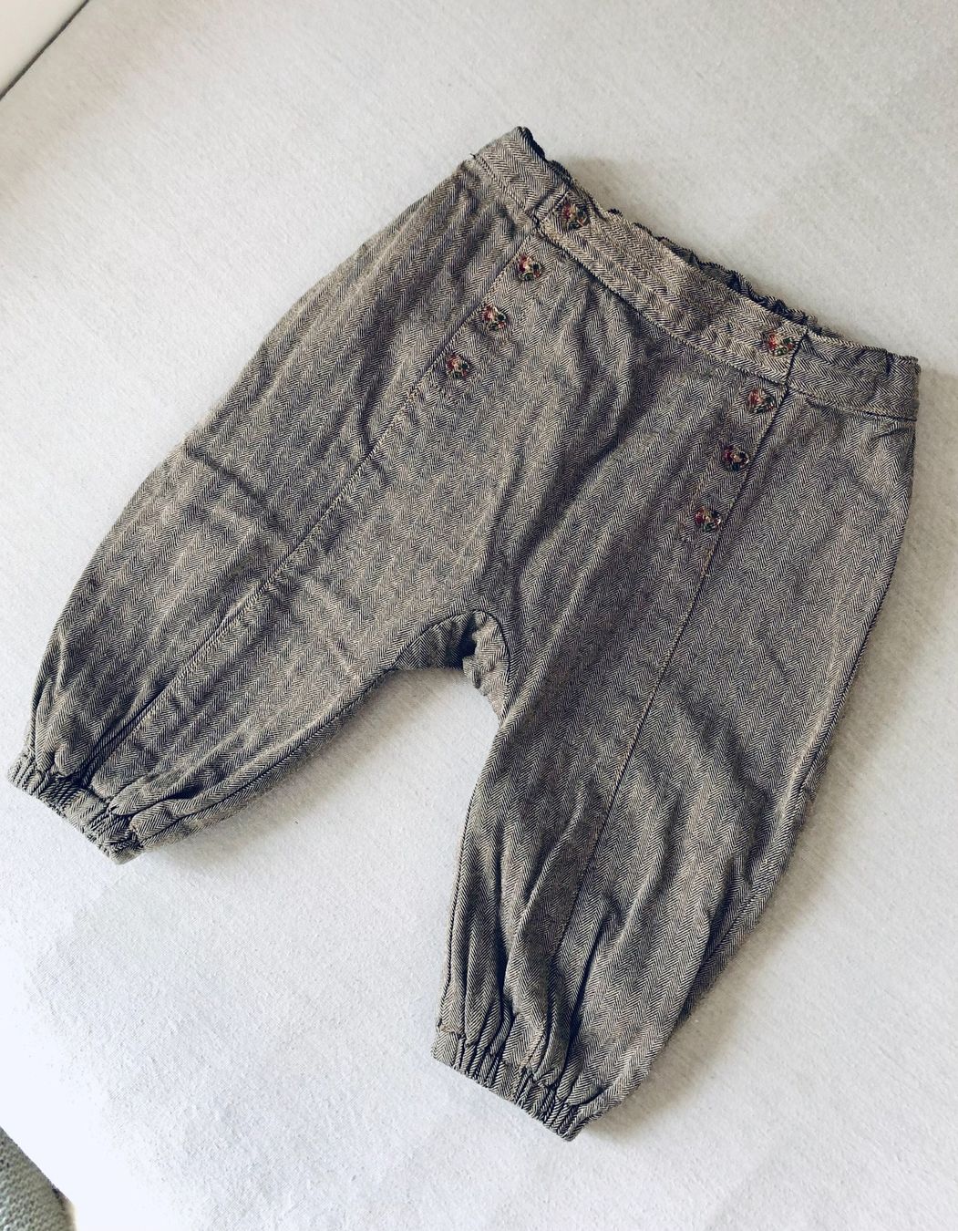 H&M Hosen: Pantalon chaud, H&M, 9 mois – Gebraucht aus Carouge GE von Emilynette