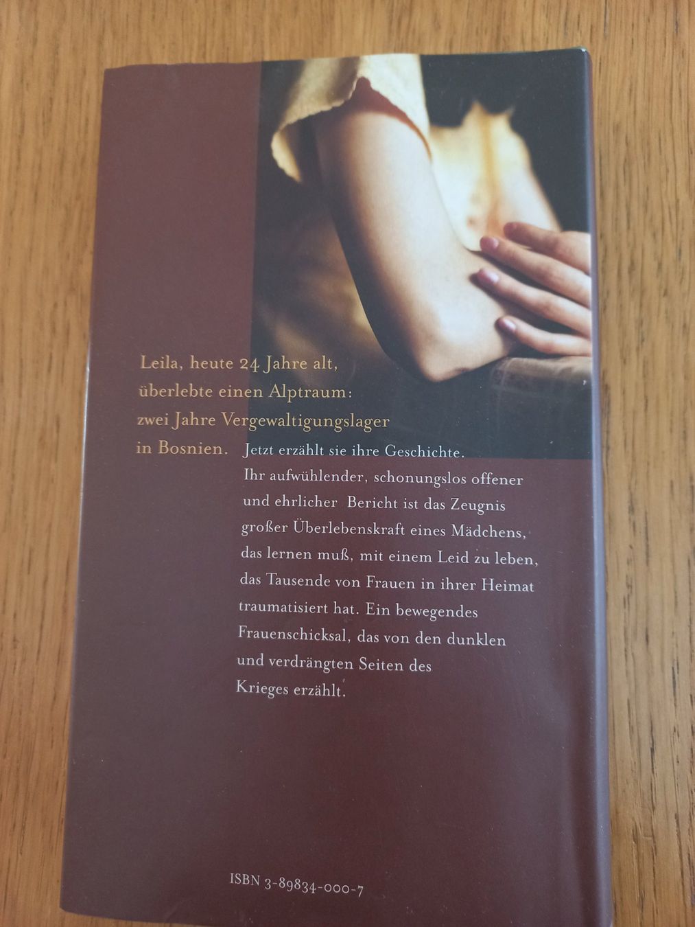 Libri: Buch "Leila - ein bosnisches Mädchen" – Usato da Moosseedorf venduto da Previa1 1