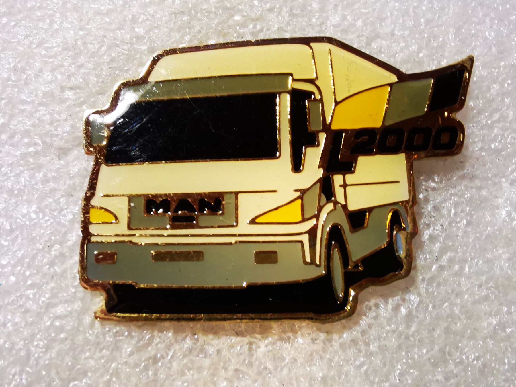 Placchette & Badge: Ansteckpin 95: LKW MAN L2000 – Usato da Oppligen venduto da Pin-Fall-Shop