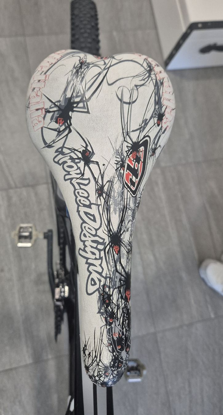 Selle Italia Pezzi di ricambio: selle italia TroyLeeDesigns – Nuovo (secondo la descrizione) da Aproz (Nendaz) venduto da Tiz_1967
