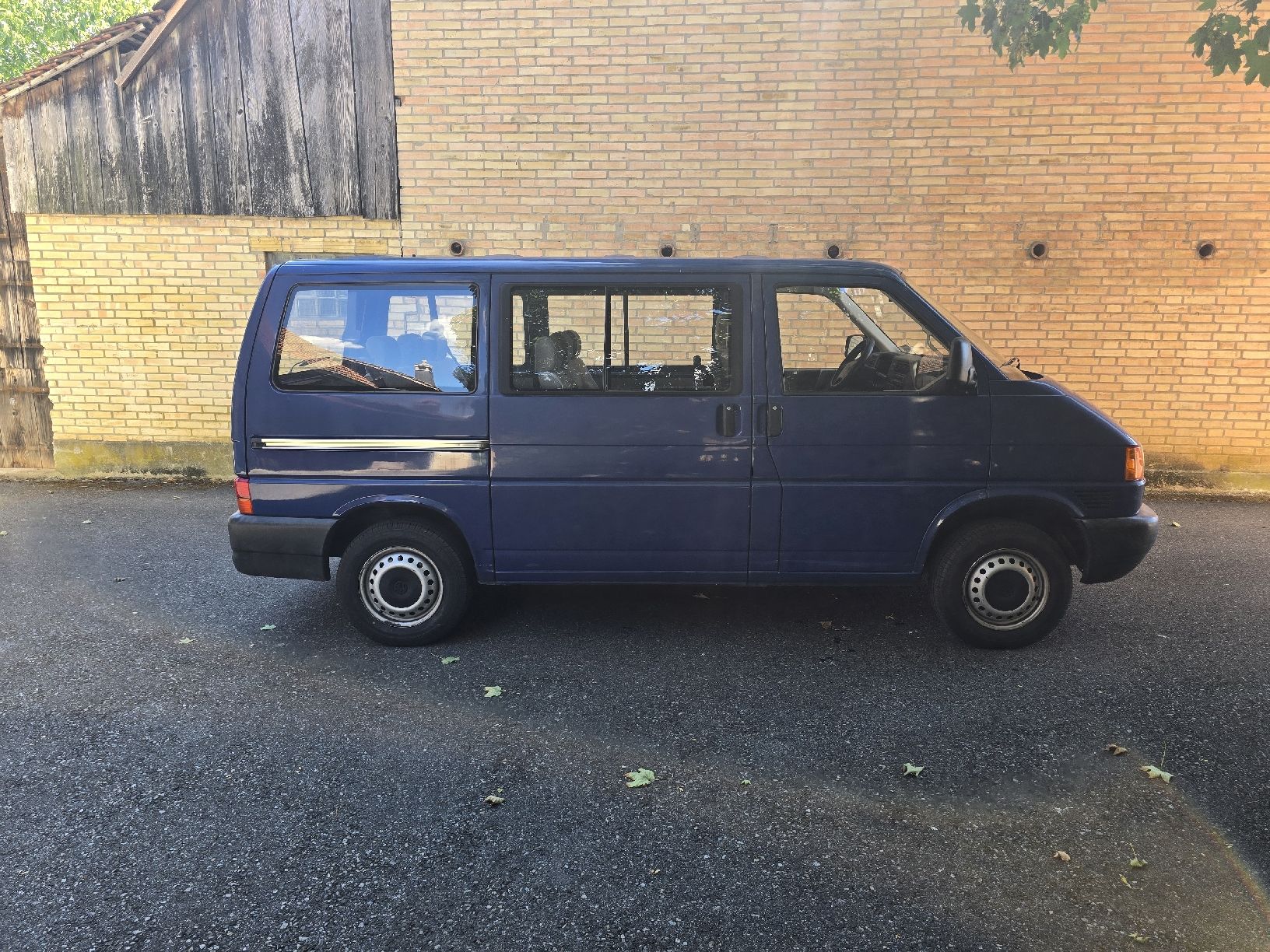 VW Autos: Vw T4 mit Mfk 2.7.26 – Gebraucht aus Aarberg von 2002stefan 3