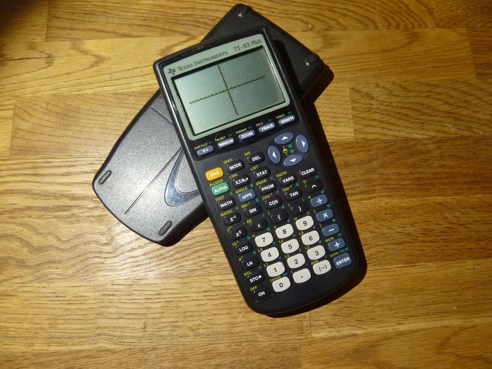 Texas Instruments Taschenrechner: Texas Instruments TI83 Plus Graphikrechner 184 Kb – Gebraucht aus Hochfelden von swissice