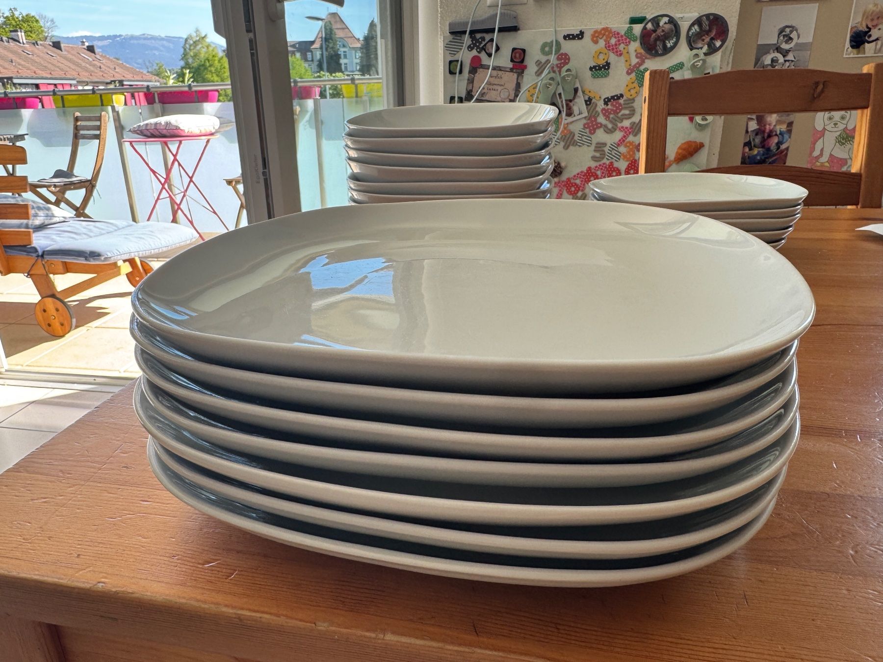Ikea Assiettes: IKEA VÄRDERA service weiss – D'occasion à Fribourg par BarbaraD 1