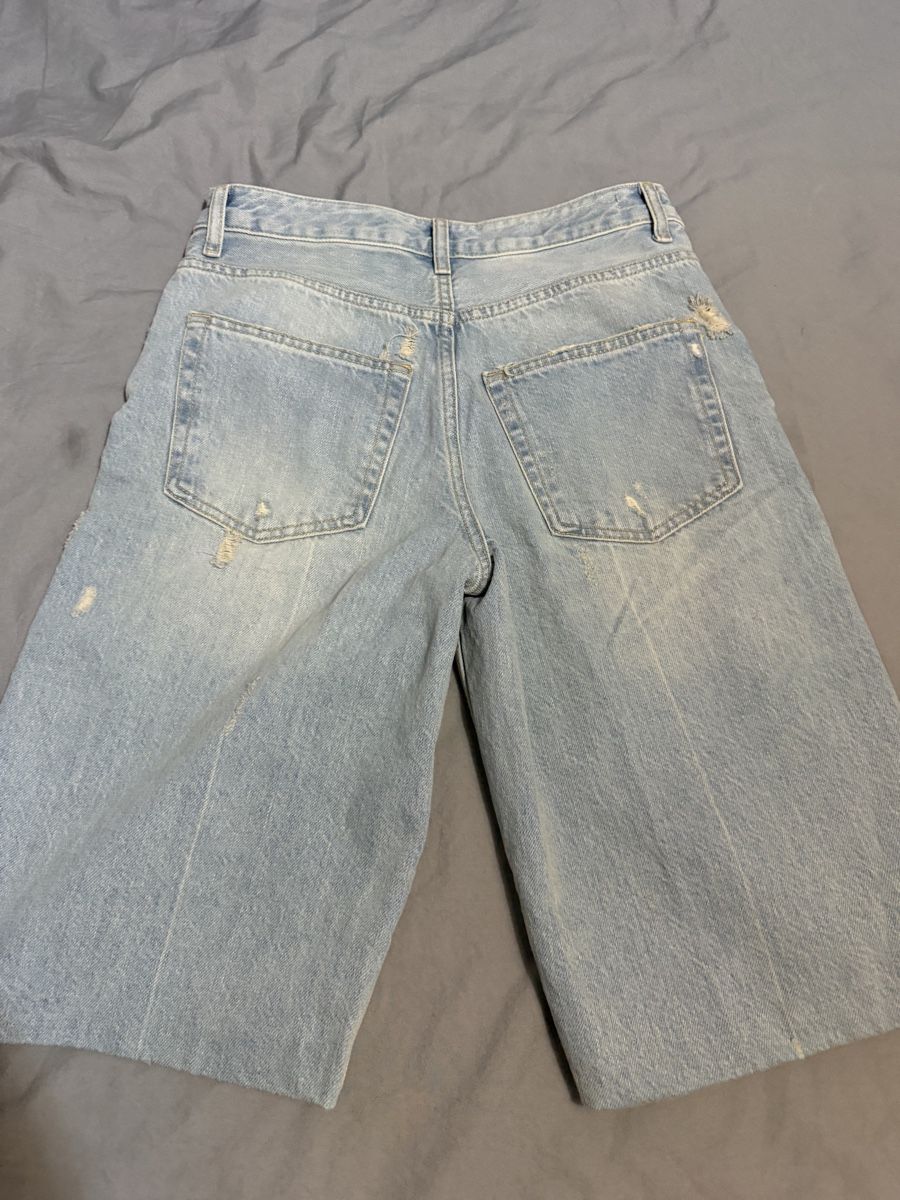 Zara Jeans: Zara Jeans Bermuda  – Nuovo e nell'imballaggio originale da Neerach venduto da the_modern_mini 2
