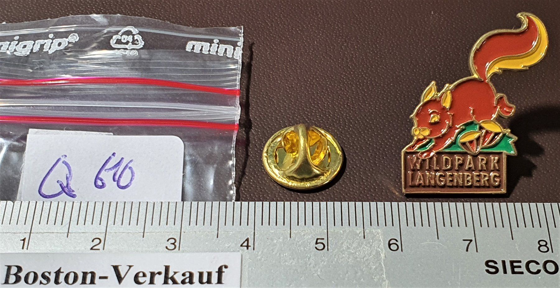 Placchette & Badge: Q610 - Pin Wildpark Langenberg Sihlwald - Eichhörnchen – Usato da Reinach BL venduto da Boston-Verkauf 1