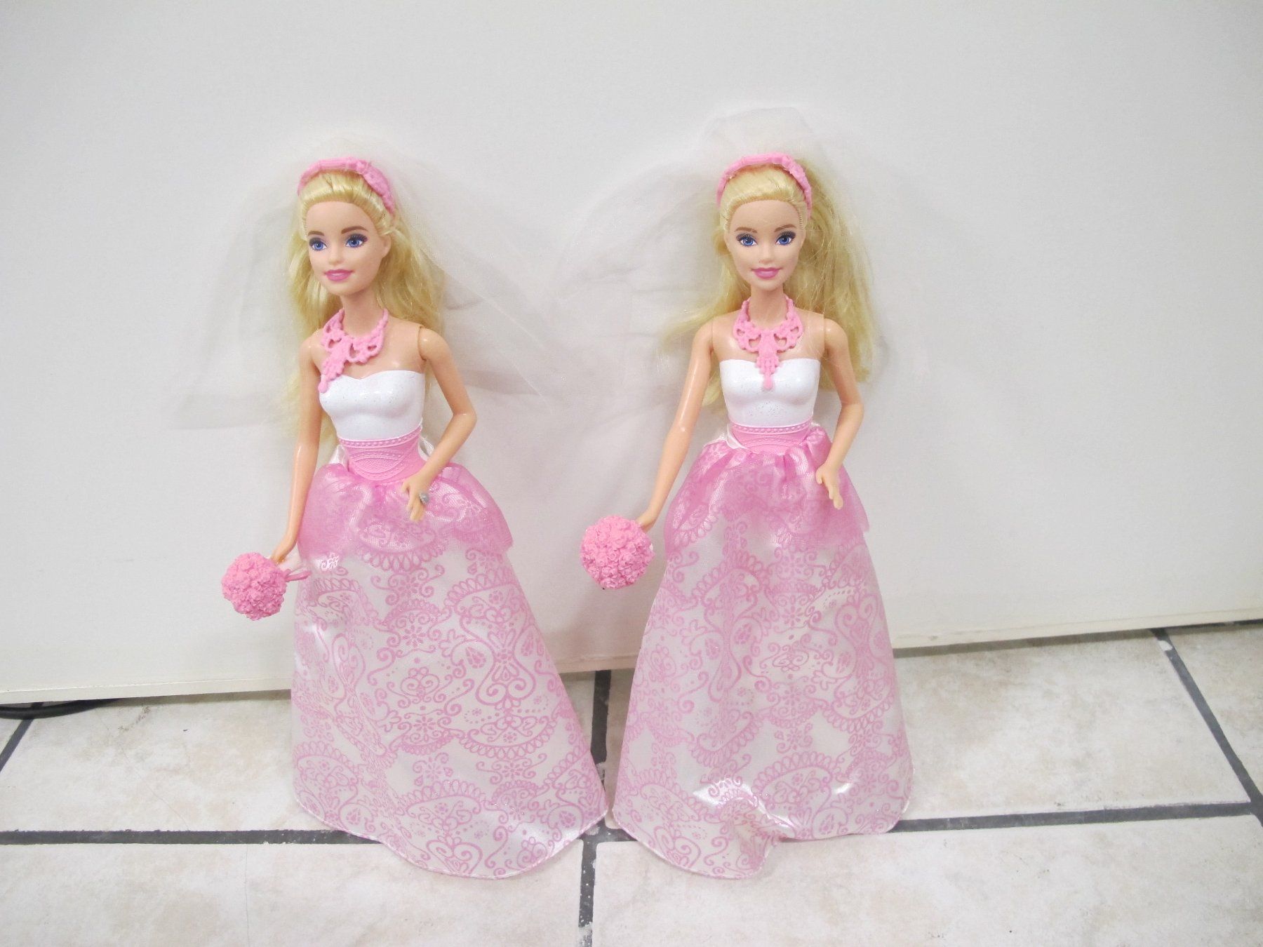 Puppen: Barbie Puppe im Hochzeitskleid – Gebraucht aus Rheinfelden von zwitschi_09