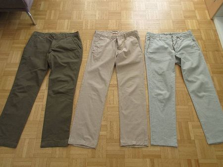 3 Neuwertige Marken-Chino Hosen& 1xJeans, Gr. w 33/32, L. 30