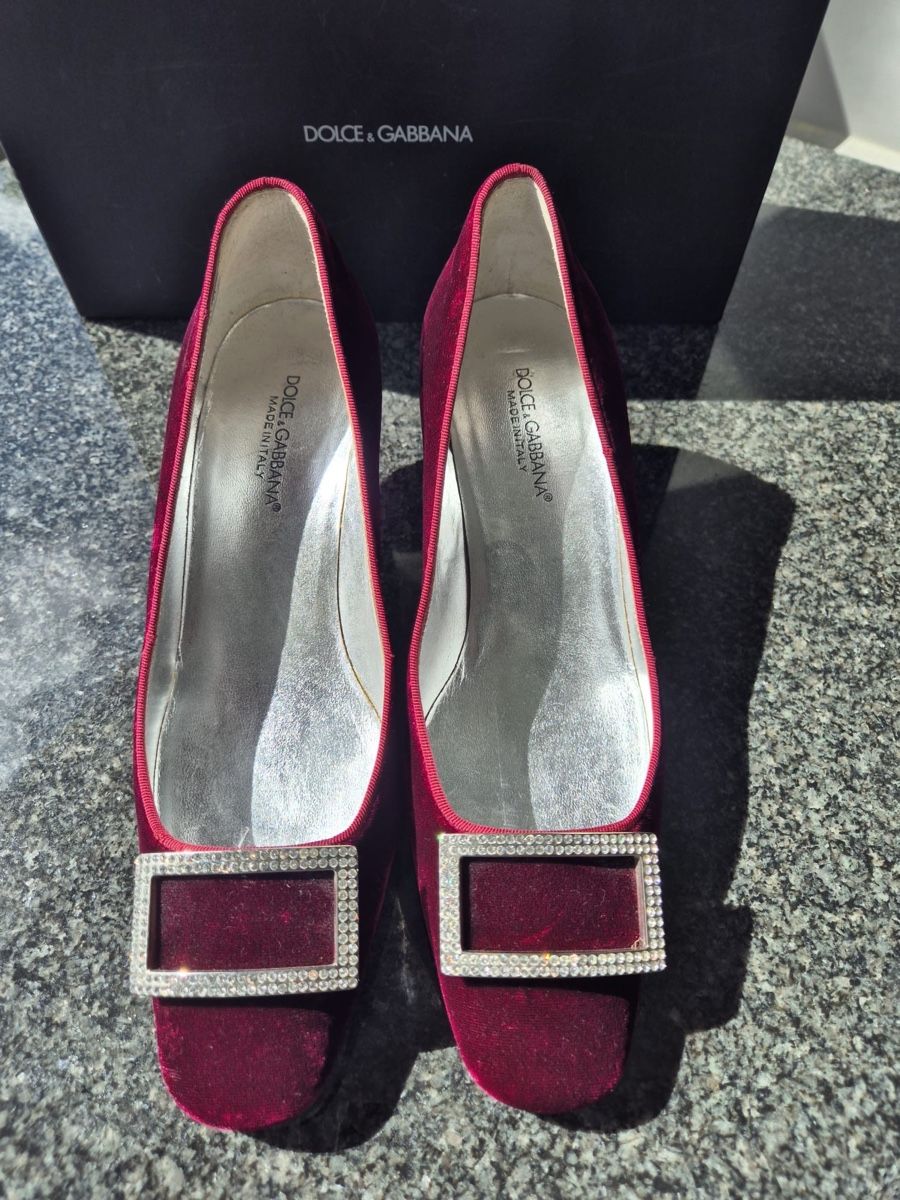 Dolce & Gabbana Scarpe da donna: Dolce & Gabbana Samt-Pumps Gr. 38 – Usato da Dübendorf venduto da MariaS.