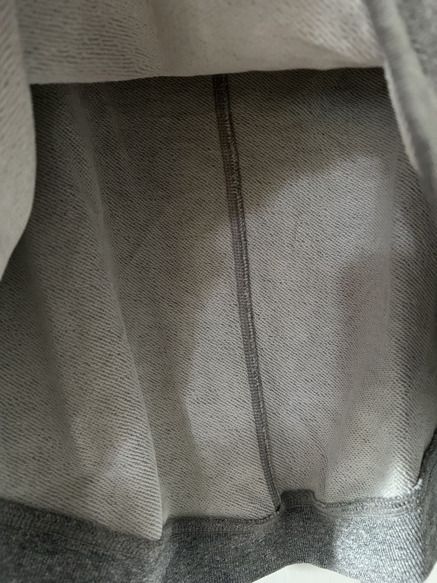 Nike Maglioni & Felpe: Nike Damen Pullover grau mit Streifen Grösse M – Usato da Frauenfeld venduto da jae_vs6j 4