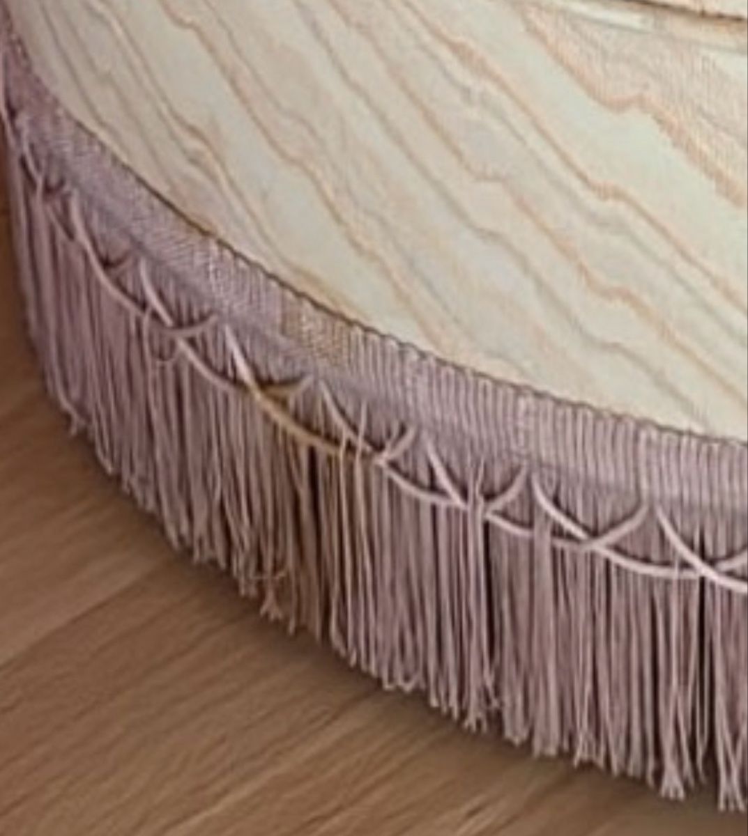 Sessel: Kindersessel mit Fransen creme/rosa – Gebraucht aus Würenlingen von ulu_sab 1