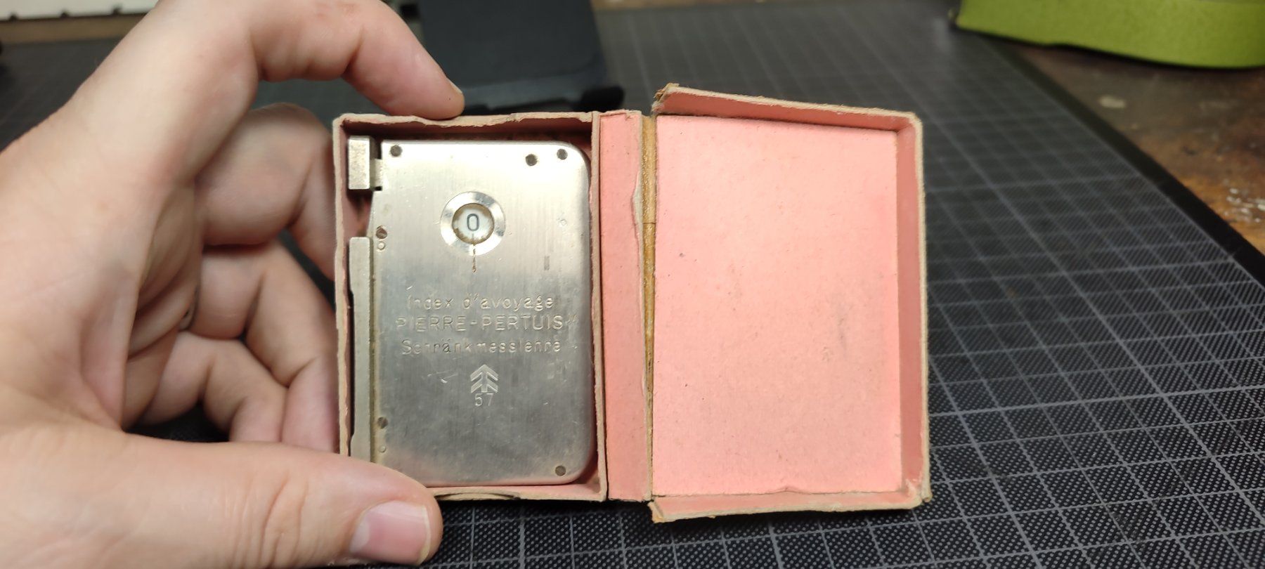 Misurare: Wunderschöne alte Schränkmesslehre mit Kartoverpackung – Usato da Gelterkinden venduto da MYSTOREFORYOU4460 9