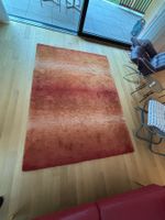 schöner Teppich 230 x 160 cm