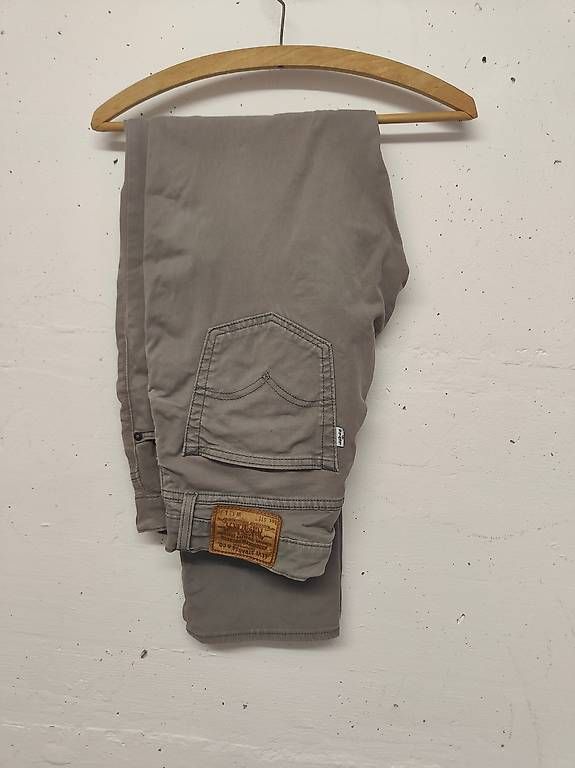 Levi's Jeans: Original Levi Strauss & Co. 511 Grösse 33 / 32 Grau – Gebraucht aus Wetzikon ZH von Matrixx7 1