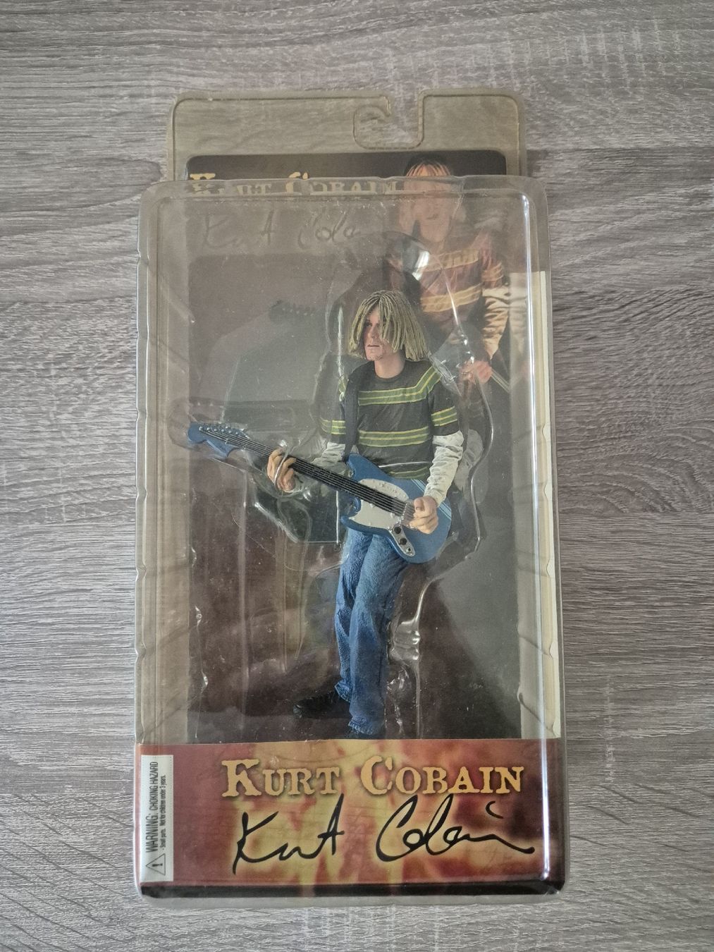 Statuette: Kurt Cobain NECA Figurines scellées - Nirvana collector 58 – Nuovo e nell'imballaggio originale da La Chaux-de-Fonds venduto da joa_5yfy