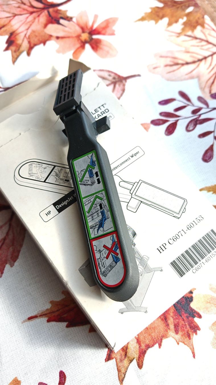 Hewlett Packard Drucker: HP DesignJet 1000 Series Carriage Interconnect Wiper – Gebraucht aus Ehrendingen von Drystara 4