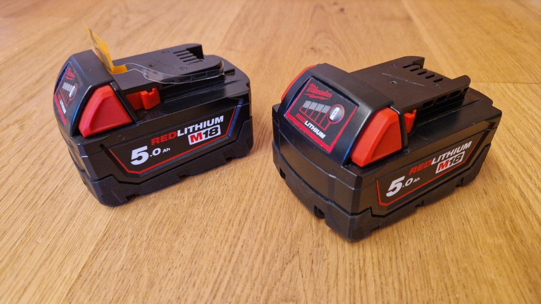 Milwaukee Akkus & Batterien: Wechsel-Akkupacks MILWAUKEE M18 B5 – Neu (gemäss Beschreibung) aus Urnäsch von Zubi07