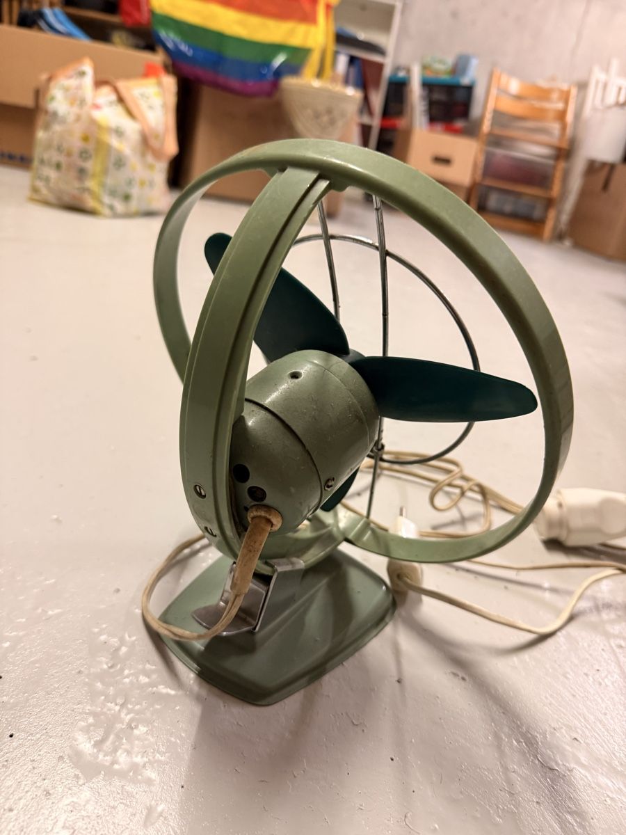 Ventilatori: Vintage ERRES / Van der Heem Tischventilator – Usato da Ebertswil venduto da Charlie-Harper 2