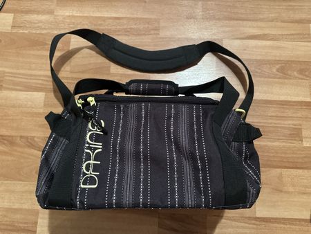 Dakine Damen Reisetasche/Sporttasche, neuwertig 23 L
