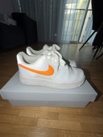 Nike Air Force 1, Grösse 40