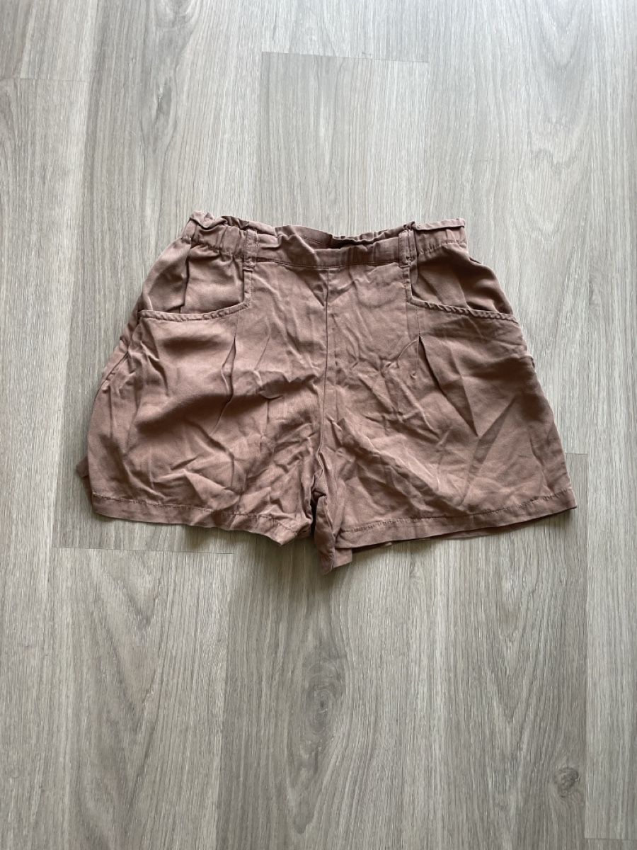C&A Pantaloni: Kurze Hose Damen Grösse 152 neuwertig – Usato da Biel/Bienne venduto da Fashionstrasse1