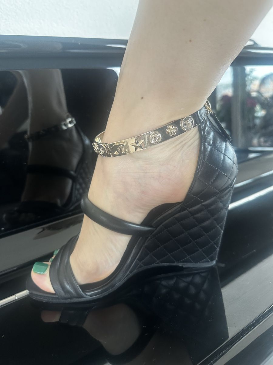Chanel Scarpe da donna: Chanel Plateau Schuhe – Usato da Bäch SZ venduto da ruslena29 7