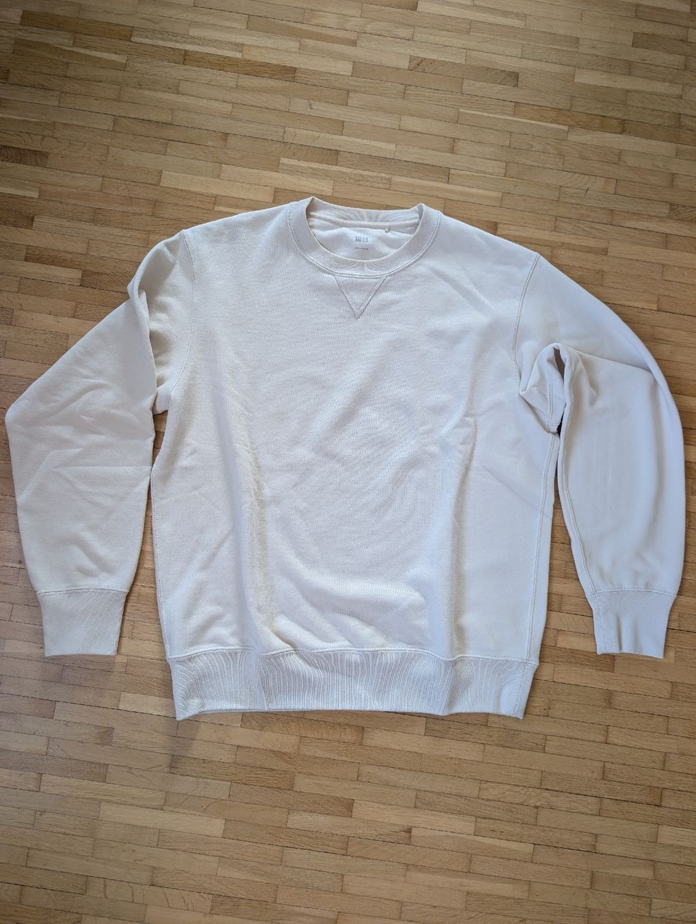 Uniqlo Maglioni & Felpe: UNIQULO Sweater – Usato da Zürich venduto da mai_vc7s