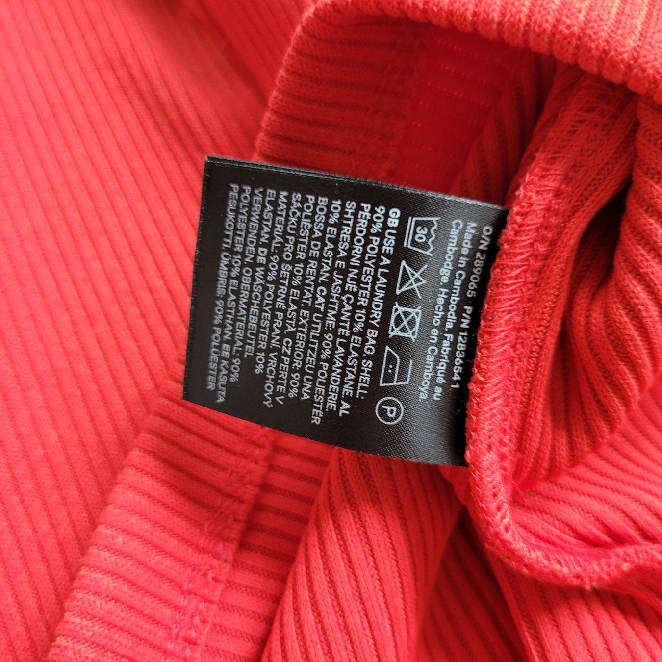 H&M Top: H&M Top rouge - Taille XS – Nuovo e nell'imballaggio originale da Genève venduto da Tanaa_12 5