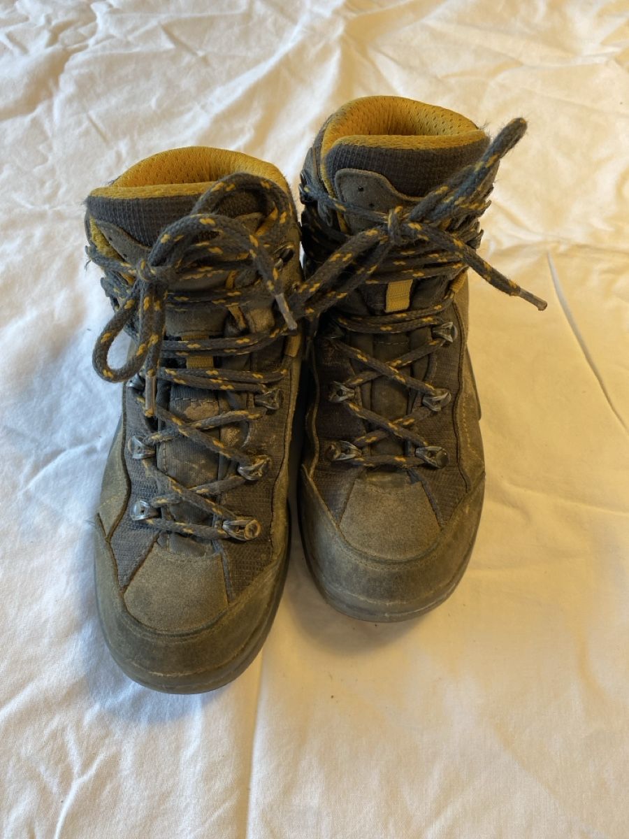 Lowa Scarpe per ragazzi: Lowa Wanderschuh Gr. 31 – Usato da Baden venduto da niba10 1