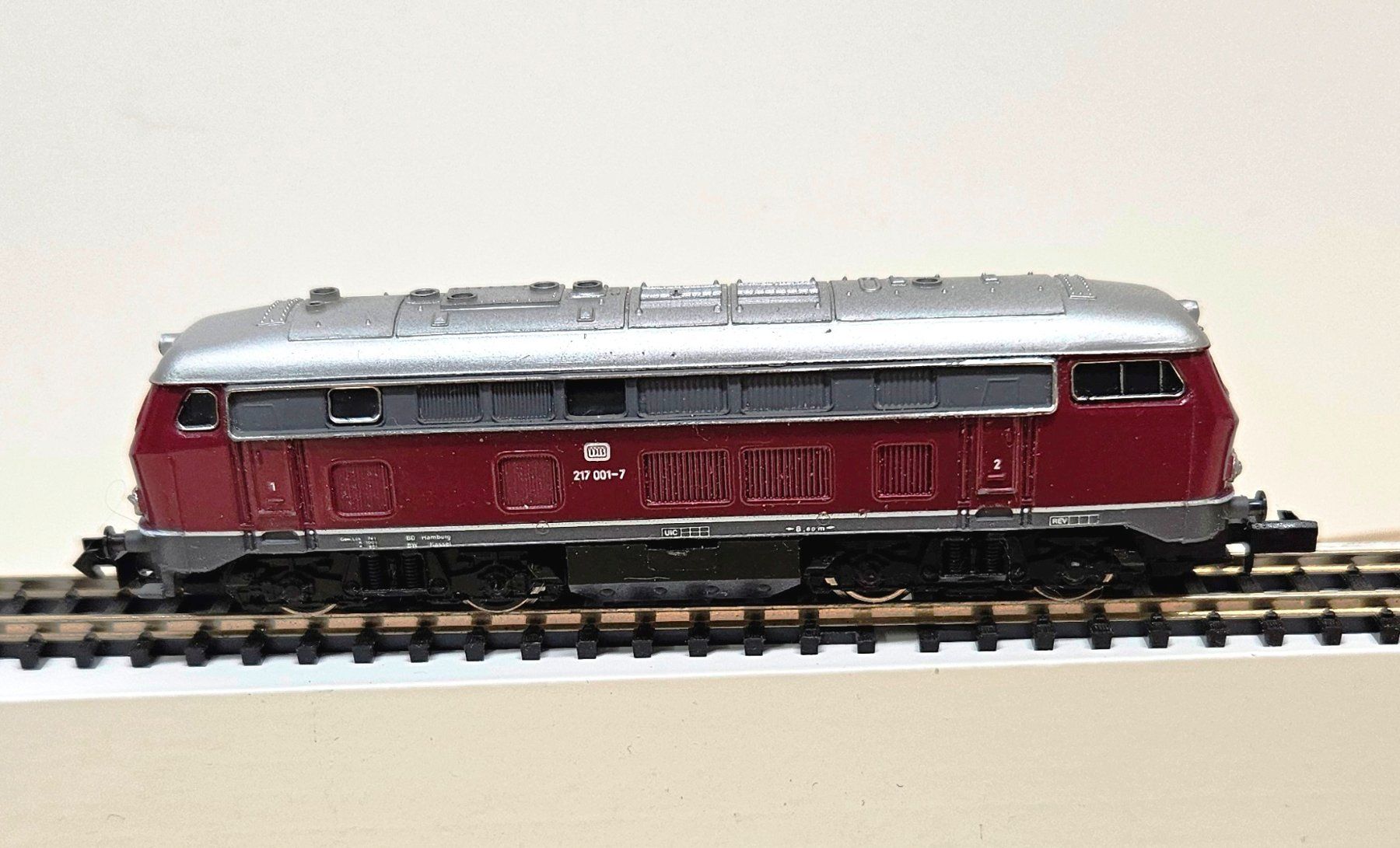 Arnold Modellini di ferrovie: Arnold Diesellok BR 117, analog – Usato da Oensingen venduto da Helo19