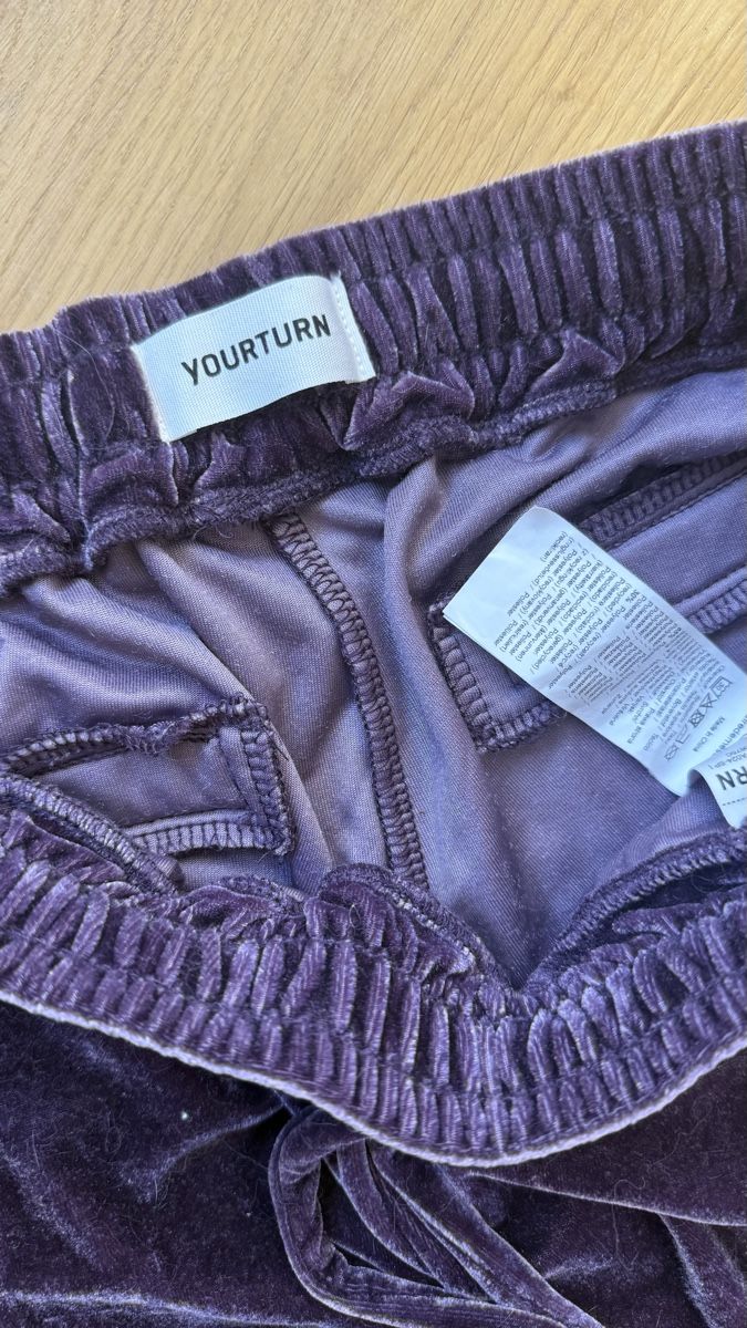 Pantaloni: YOURTURN Samthose XS, Violett, Top Zustand! – Usato da Gelterkinden venduto da teddywidder 2