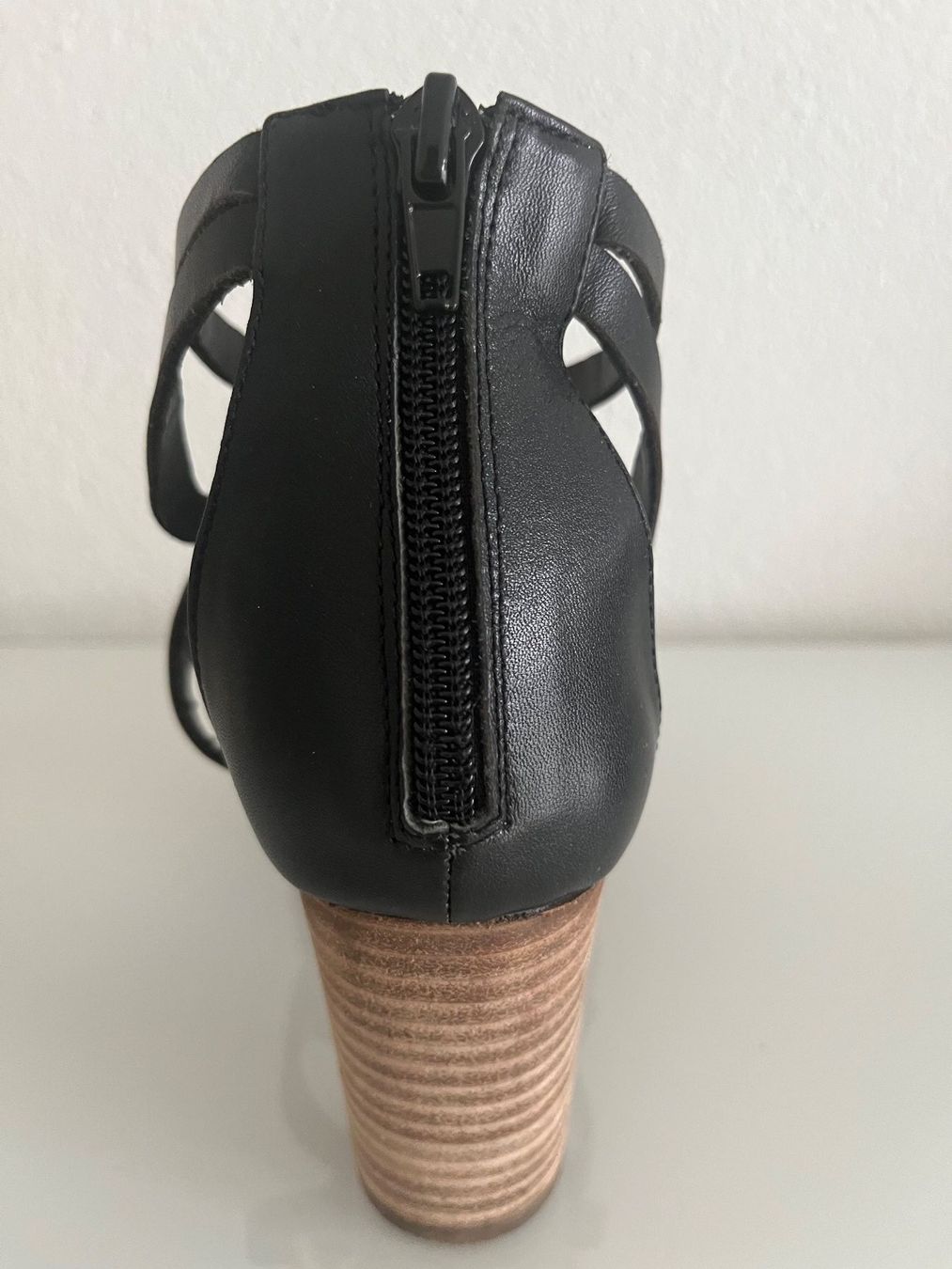 Heine Scarpe da donna: Sandalen, schwarz mit Blockabsatz, von Heine – Usato da Kloten venduto da SANTALA23 3