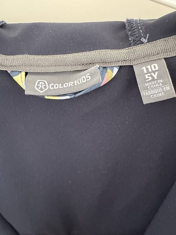 Jacken & Mäntel: Color Kids Softshell Jacke Grösse 110 – Gebraucht aus Rorschacherberg von Venuise 2