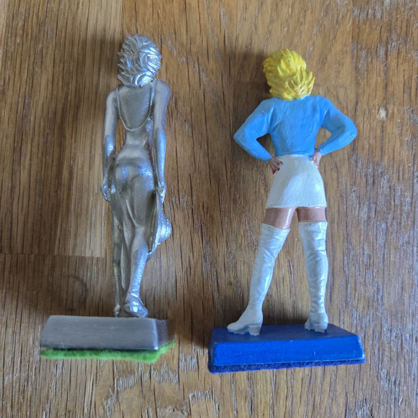 Figurines: 2 Tolle Frauen Figuren – D'occasion à Stans par Ducati16 2