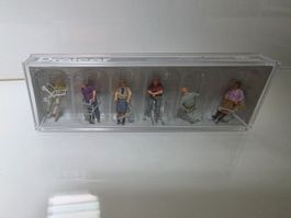 Preiser Figuren 10718 Senioren mit Rollator H0 1:87 neu
