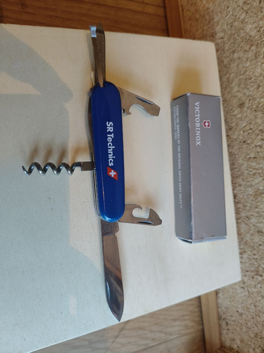 Victorinox Couteaux de poche: VICTORINOX,  SWISS SR Technics – D'occasion à Zwingen par inf_2blh