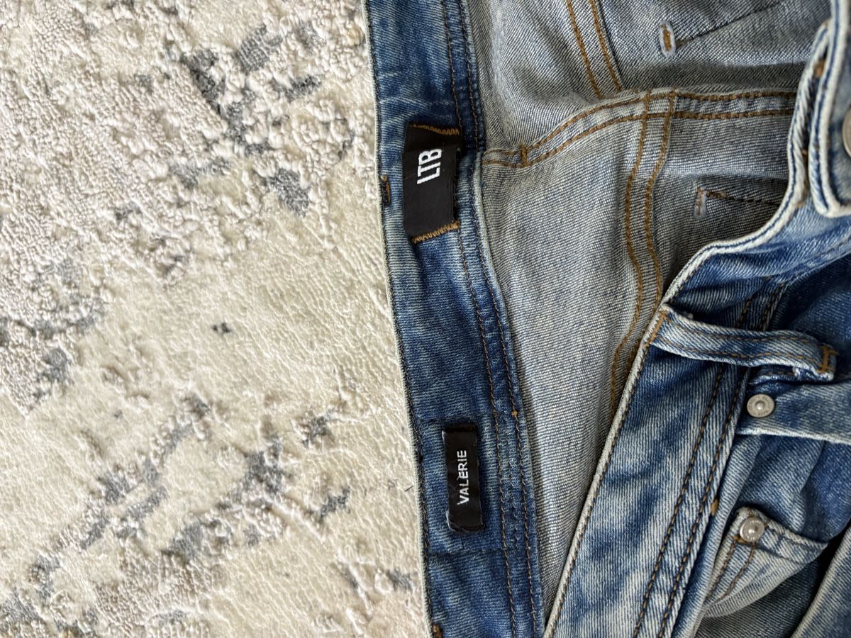 Jeans: LTB Valerie Bootcut Jeans – Neu (gemäss Beschreibung) aus Balzers von lea_sy5p 2