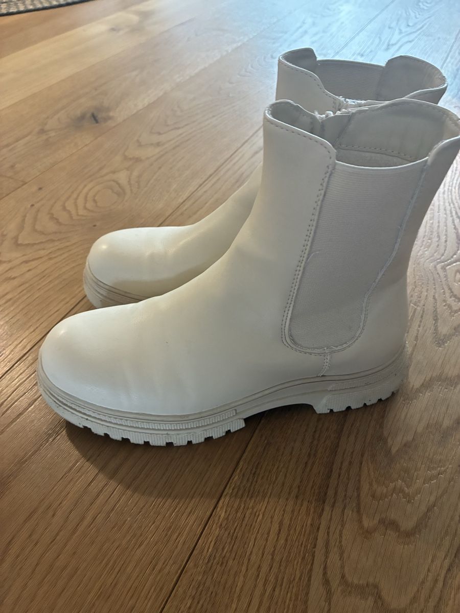 Friboo Scarpe per ragazze: Stifelette, beige, Grösse 37 – Usato da Richterswil venduto da Hoschi79
