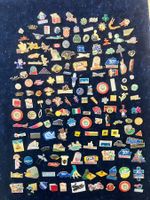 ca. 150 Pin diverse Motive (39)
