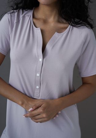 Stillnachthemd / Still-Sleepshirt mit Knöpfen Gr. L