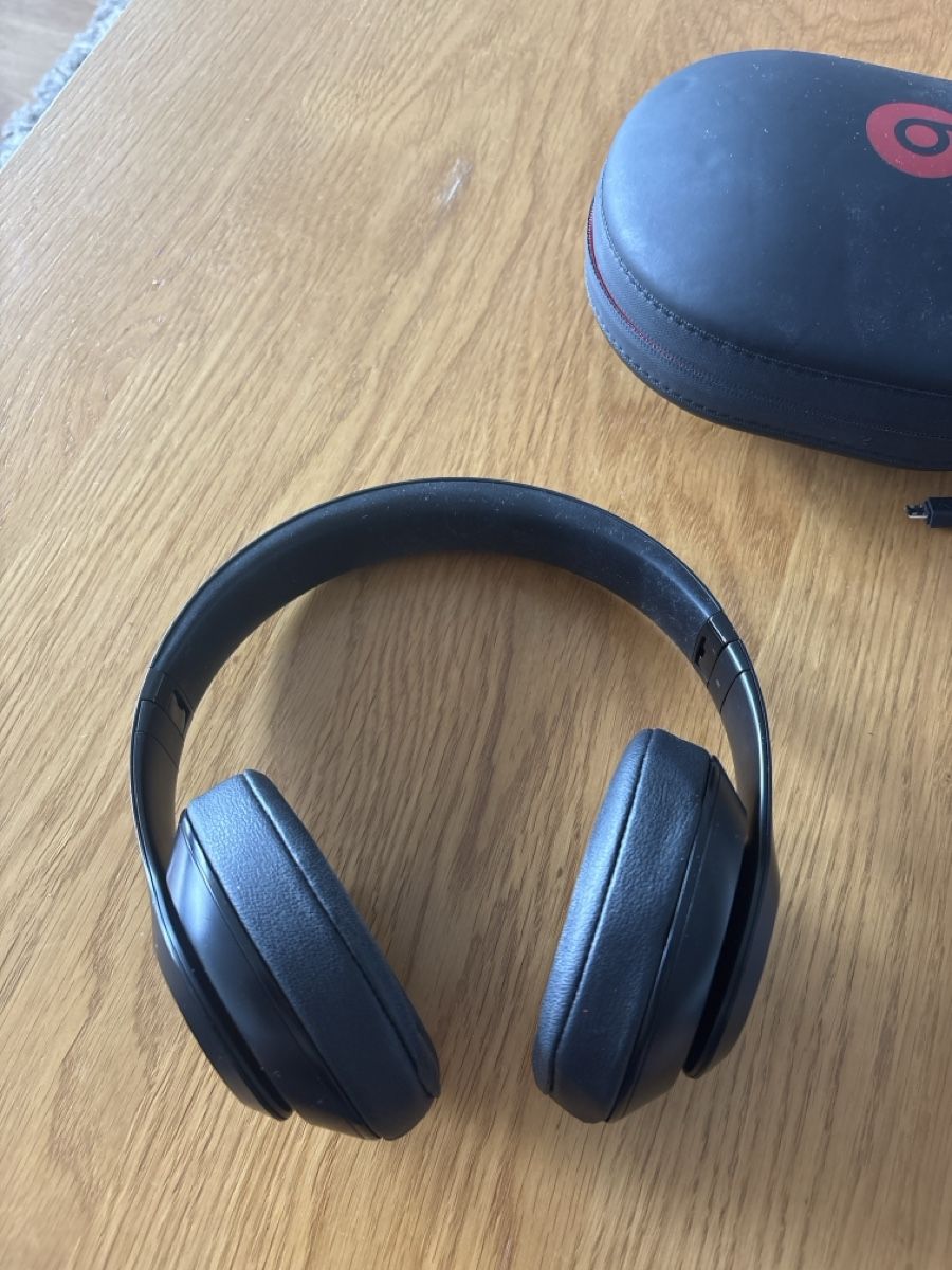 Beats Cuffie: Beats Studio3 Wireless Headphones Matte Black w/ Case - Grea – Usato da Wallisellen venduto da nadxine.g56 1